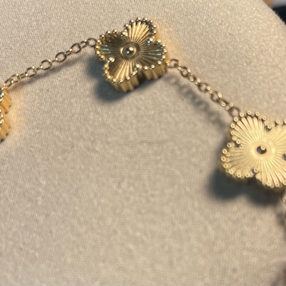 Good plated Clover Bracelet and necklace Designer Luxury Style gold Plated set - Picture 4 of 4
